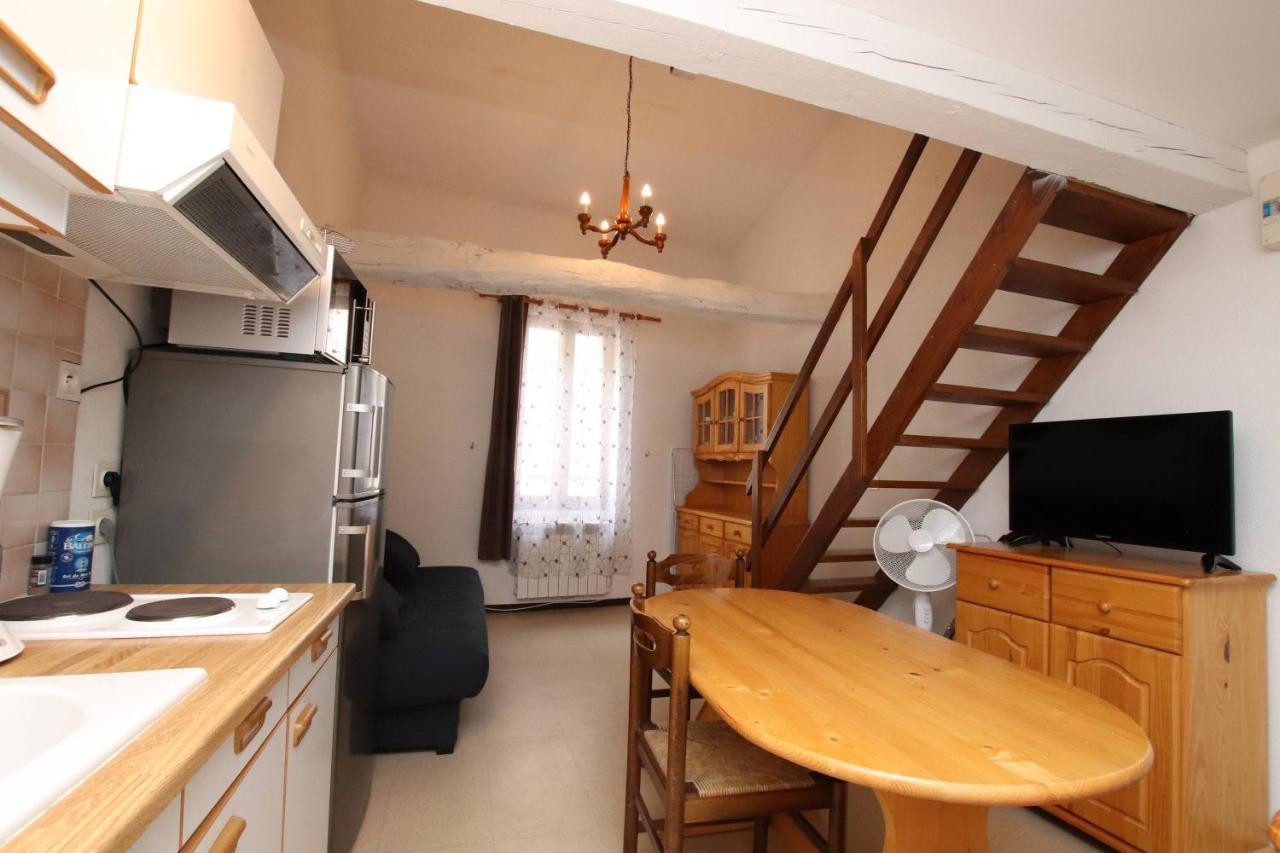Charmant Appart 4 personnes plein centre Riez Extérieur photo